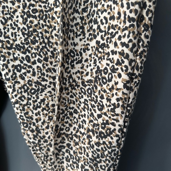 Old Navy Womens Sz XL Pants Animal Print Plus Stevie High Rise Rayon Blend - Picture 2 of 5